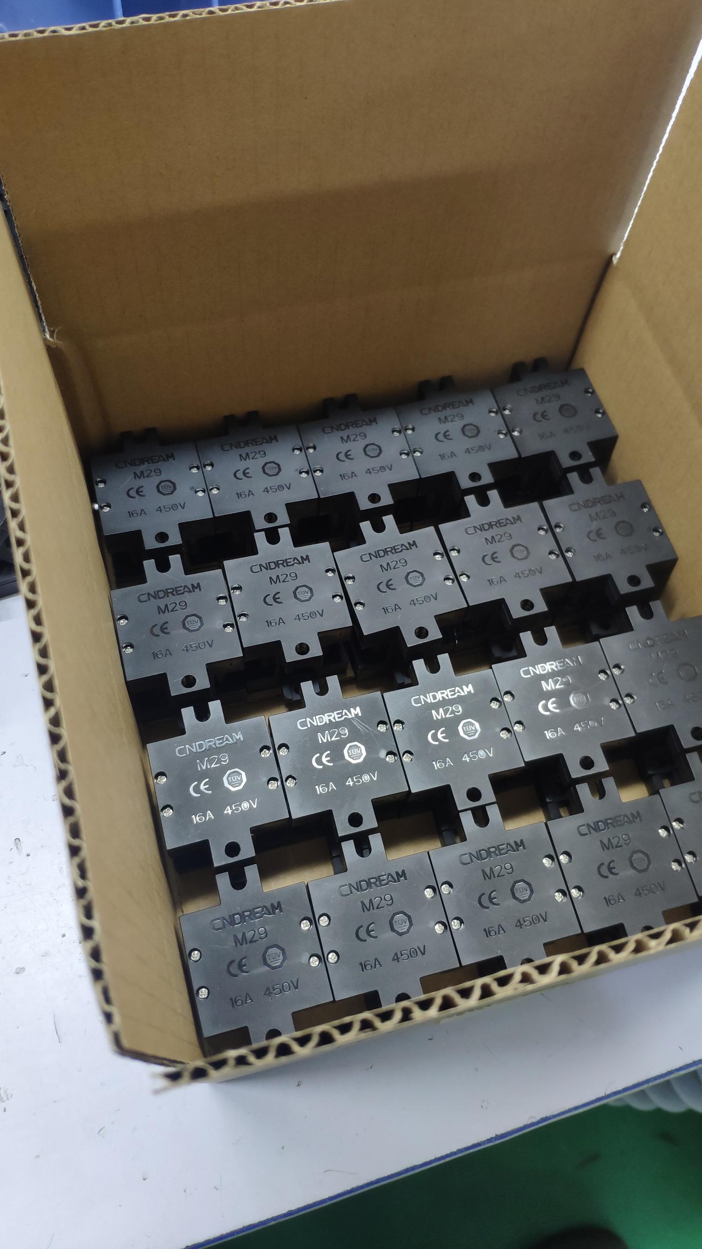 防水連接器 防水連接器