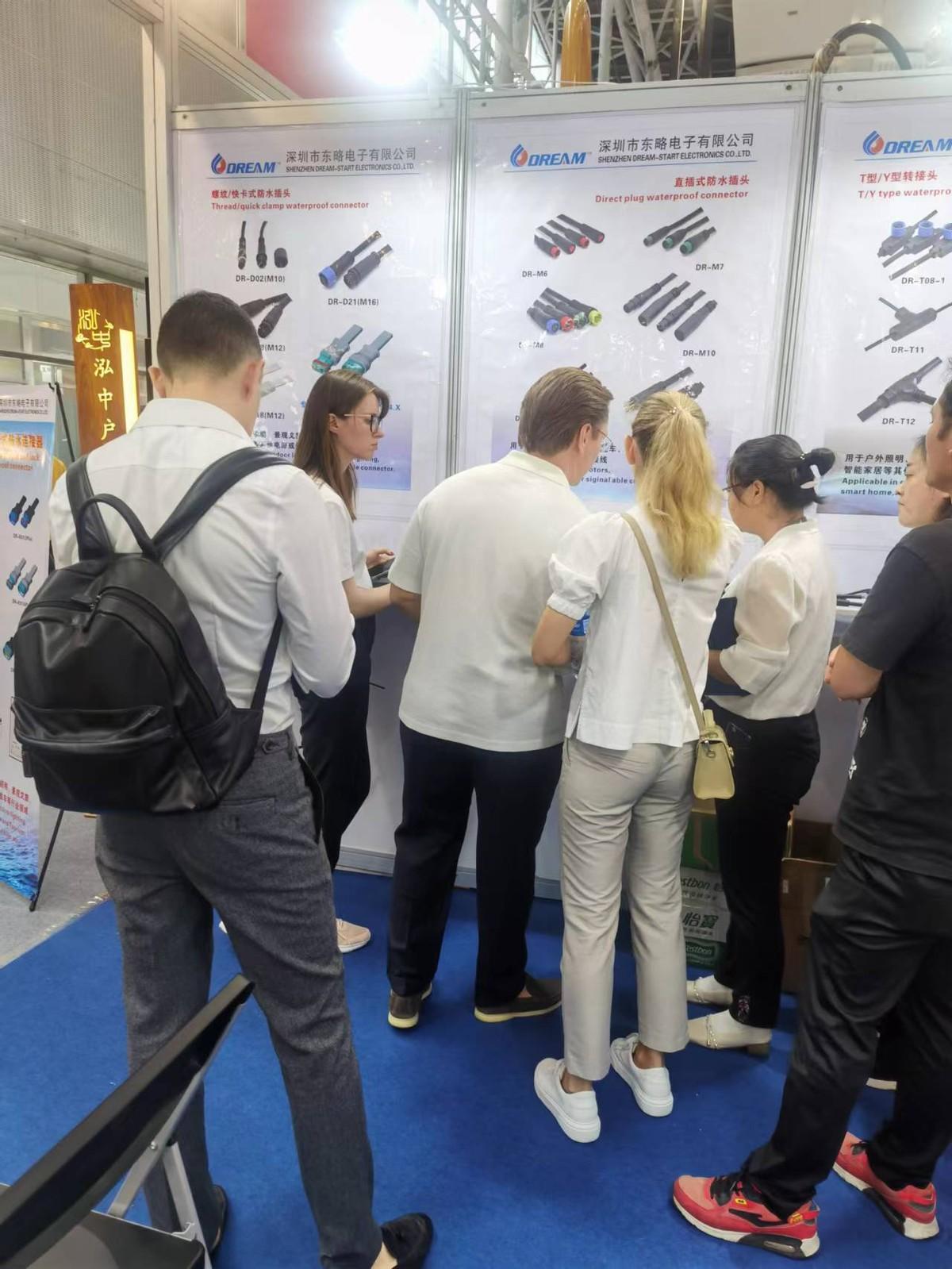 防水連接器 防水連接器