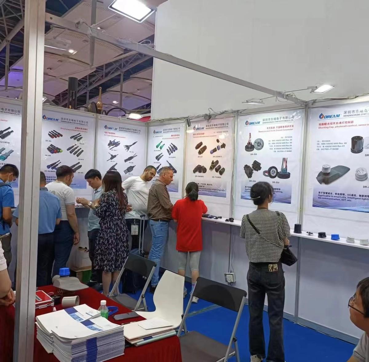 防水連接器 防水連接器